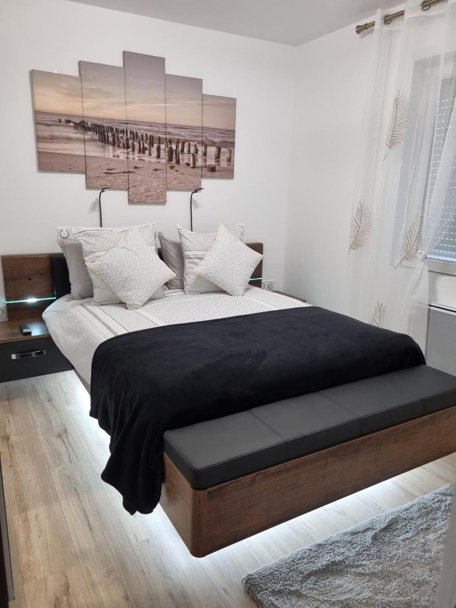 Les Appart Du Sillon Pleubian Стая снимка